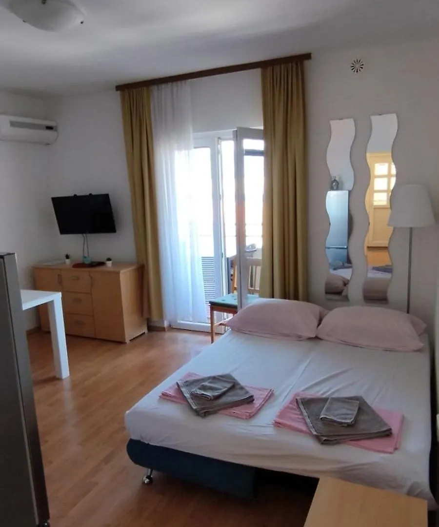 Apartmani Izvor 파그